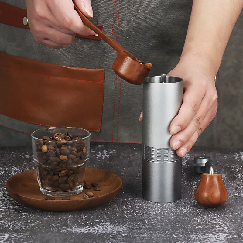 Portable Manual Coffee Grinder Stainless steel Burr grinder Conical Coffe bean miller Adjustable from 1-24 Comfort handle